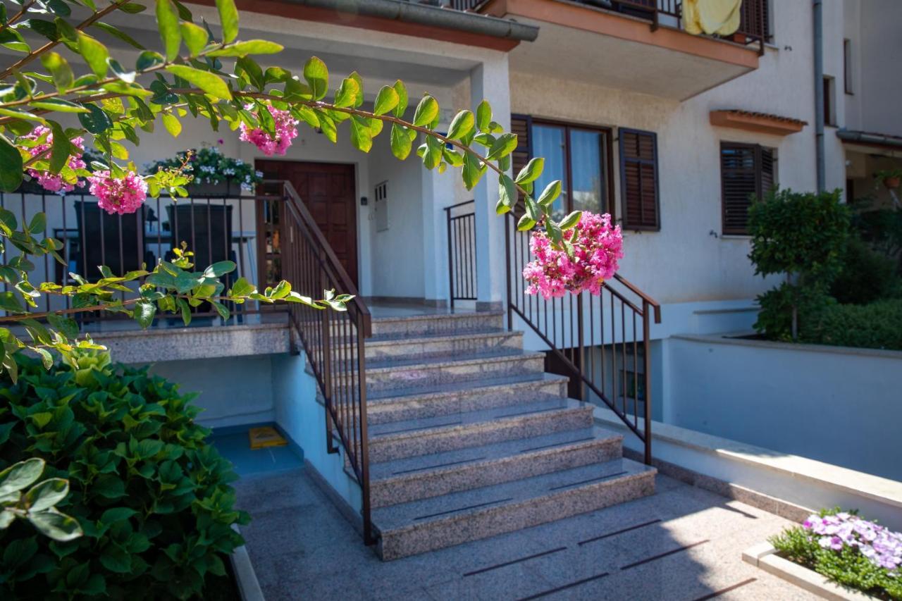 Studio Apartment Noah Ρόβινι Εξωτερικό φωτογραφία